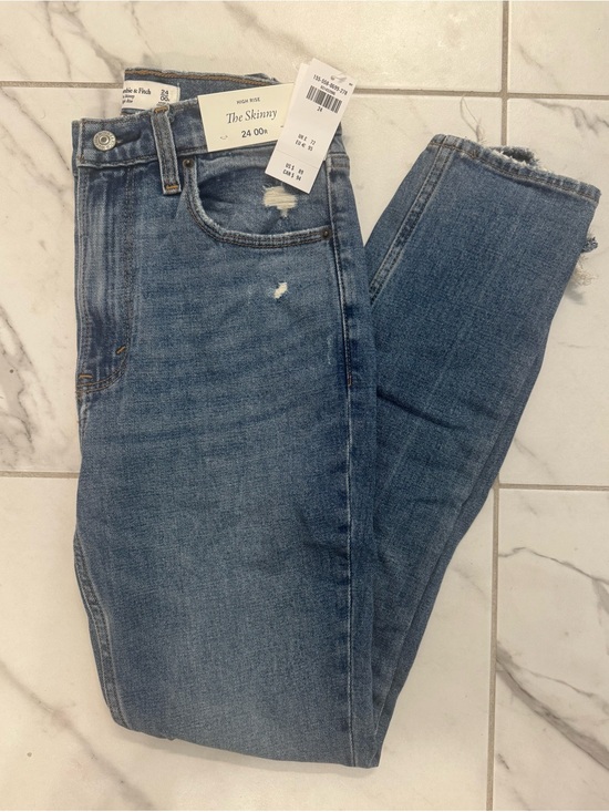 Abercrombie & Fitch Denim - NWT Abercrombie & Fitch Modern Skinny High Rise Jeans Size 24